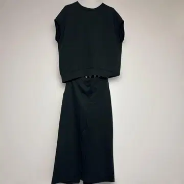 Live in comfort 롱 스커트 셋업 펠리시모