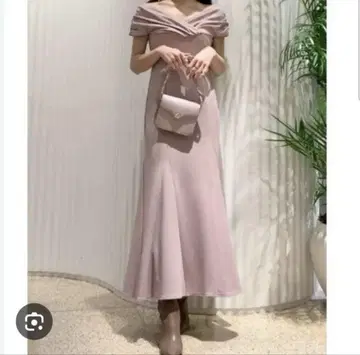 핑크 롱 원피스 슬리브리스