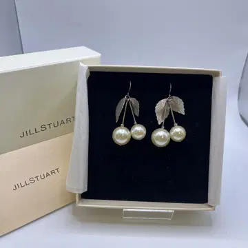2986 JILLSTUART 질스튜어트 귀걸이 체리 펄