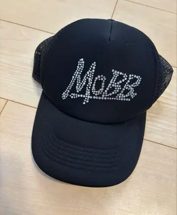 Mobb 큐빅 캡