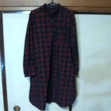 DECOY 빨간색과 블랙 체크 무늬 코듀로이 긴팔 셔츠