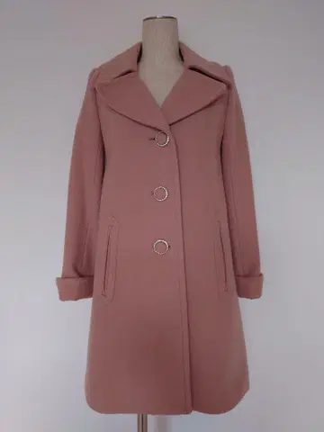 핑크 울 코트 버튼 포함