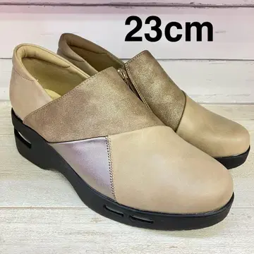 69 새상품 MARIKA 4E 더블 에어 절개 슬립온 골드 23cm