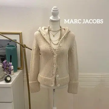 [ 6만 엔 ] MARC JACOBS 리브 니트 가디건
