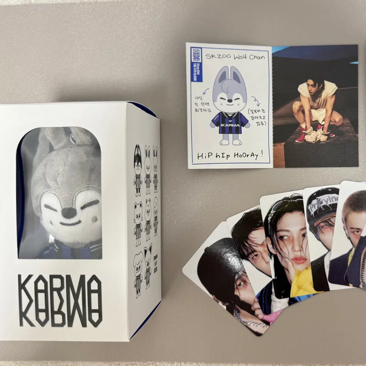 STRAY KIDS | 스트레이키즈 Stray Kids KARMA SKZOO ver./Wolf