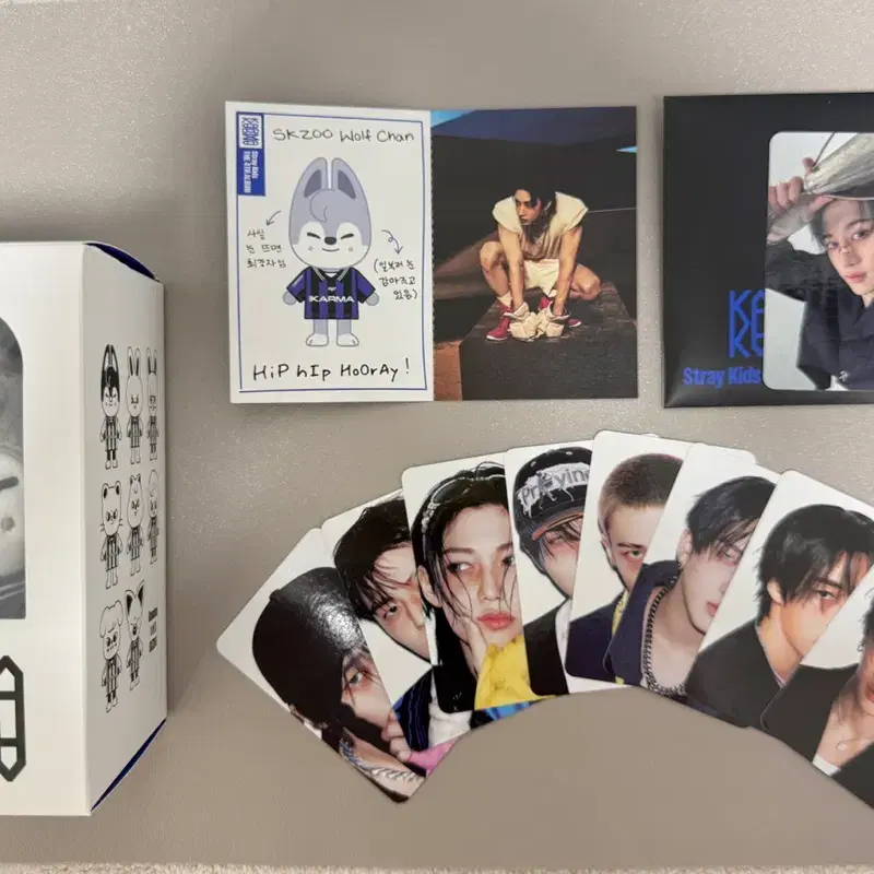 STRAY KIDS | 스트레이키즈 Stray Kids KARMA SKZOO ver./Wolf