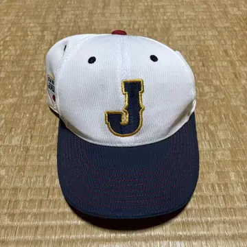 J 자수 야구 모자 화이트/네이비