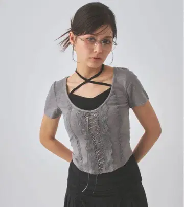 PELLICULE laceup corset layered T