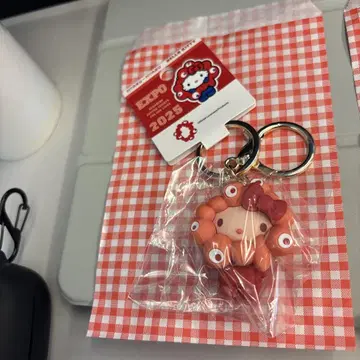 최애 컬러 입체 마스코트 키링 산리오 키티