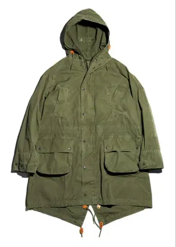 엔지니어드 가먼츠 x 바버 Washed Highland Parka