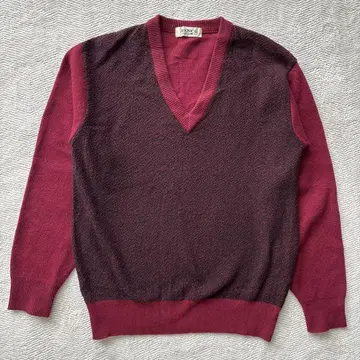 Vintage ADONICA V넥 니트 스웨터 보르도 트렌드