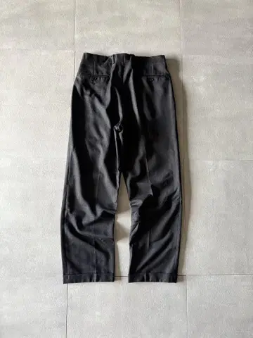 Vitaliano 올 오버 쓰리턱 슬랙스