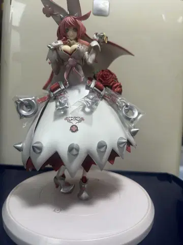 GUILTY GEAR 엘르펠트=발렌타인 피규어 상자 없음