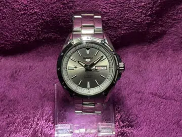새상품급 SEIKO 5 스포츠