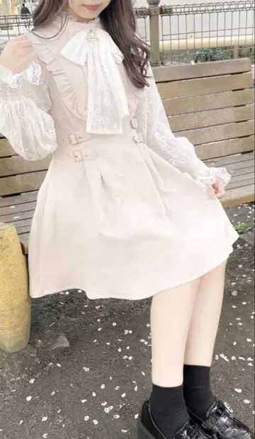 ROJITA 로지타 레이스 슬리브 사이드 벨트 원피스