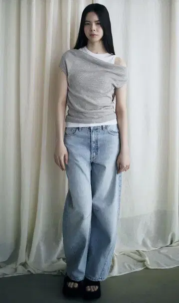 미사용 새상품 ZARA 더블 비대칭 T셔츠 그레이마르