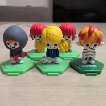 로빈 피규어 5체 세트