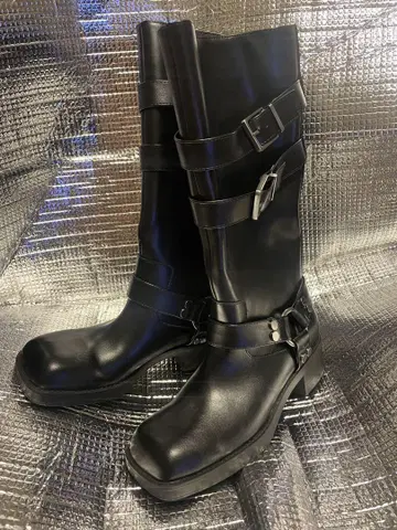 자라 ZARA 메탈 버클 엔지니어 부츠 23~23.5cm