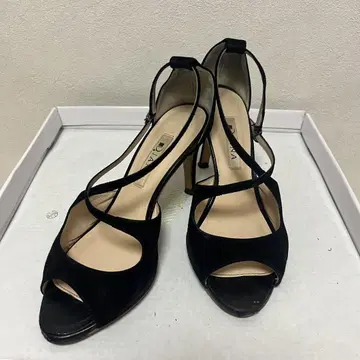 다이애나 오픈토 샌들