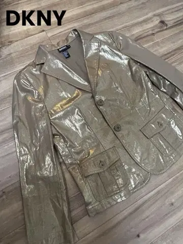 DKNY 골드 테일러드 자켓