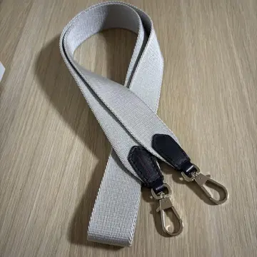 에르베샤 펠리에 1662A 실버/느와르