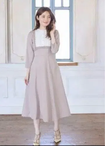 요크 레이스 절개 레이스업 긴팔 원피스 tocco