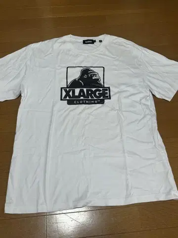 XLARGE 화이트 T셔츠 로고 프린트