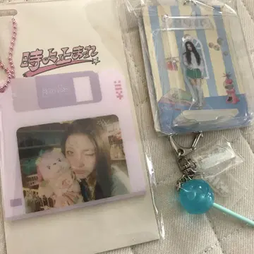 ILLIT 시간아 멈춰라 popup 아크릴 키링 참 이로하