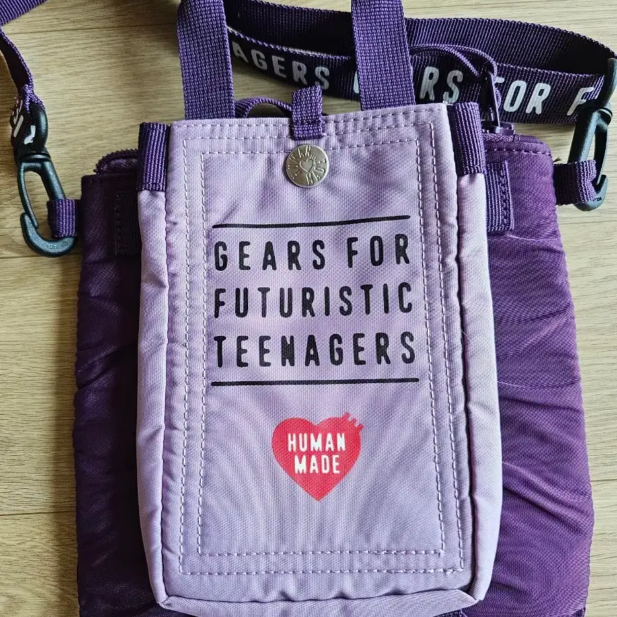 HUMAN MADE MINI HELMET BAG ( PURPLE )