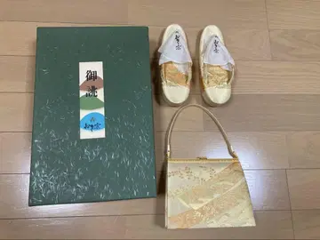 골드 컬러 꽃무늬 일본 의류용 백