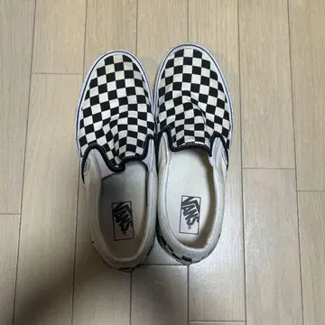 VANS 체커