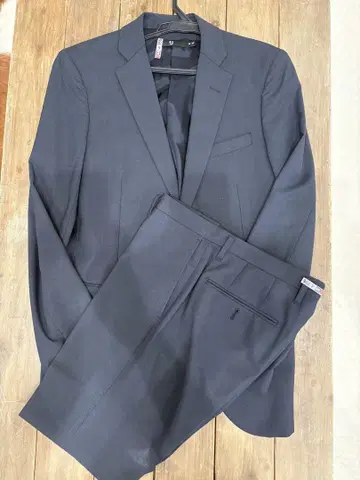 Uniqlo 유니클로 플러스J J 수트 셋업 클리닝 완료
