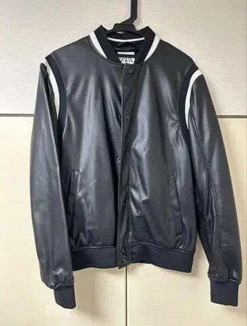 ZARA 페이크 가죽 자켓