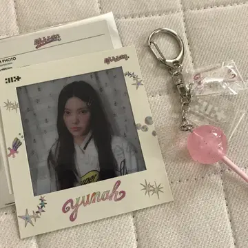 ILLIT 팝업 한정품 캔디 KEYRING FILM PHOTO 유나