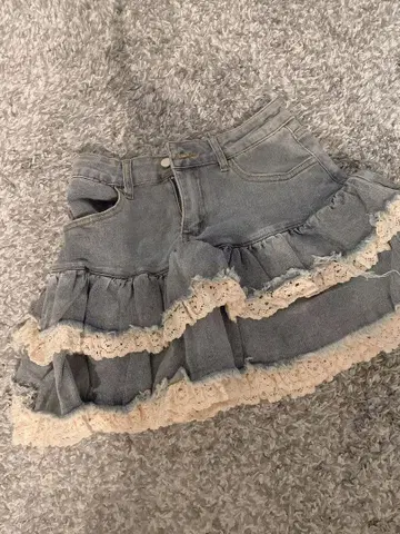 레이스 달린 프릴 데님 스커트