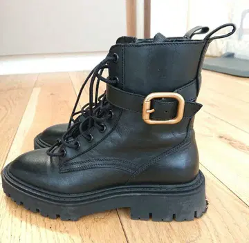 ZARA 자라 레이스업 부츠 블랙 가죽 23cm
