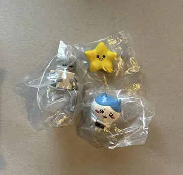 앉은 치이카와 갑옷 씨 별 하치와레 가챠 피규어