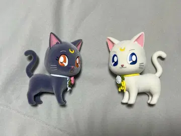 세일러문 루나 아르테미스 피규어