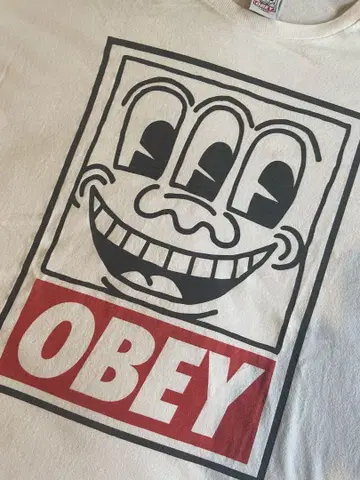 [ 초레어 ] OBEY 키스 해링 콜라보T셔츠