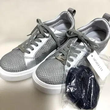 새상품-ELLE SPORT 메쉬 2way 스니커즈 22.5cm