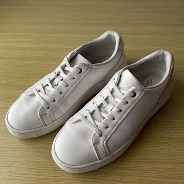 [Clarks/클락스] 가죽 로우컷 스니커즈 (Unisex)