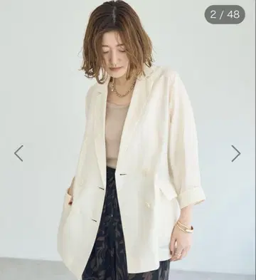 아이보리 테일러드 자켓