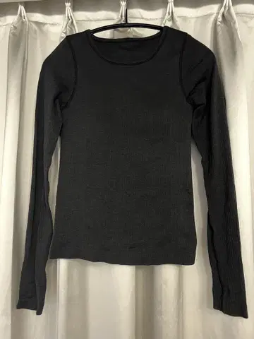 lululemon 긴팔 패드 사이즈 2