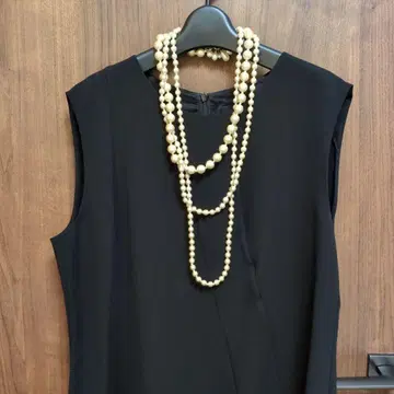 petite robe noire 코튼 펄 3연 목걸이