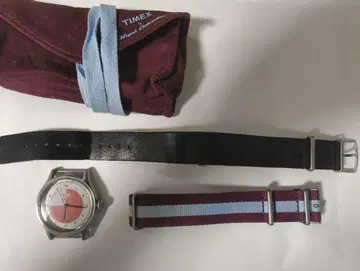 TIMEX x 나이젤카본 레퍼리 워치