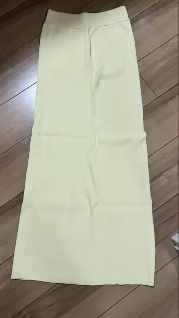 searoomlynn 리브 니트 베이직 스커트 레몬 M 사이즈