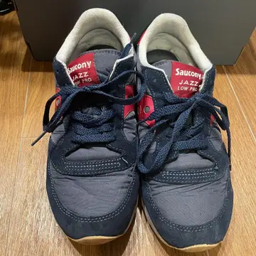 Saucony JAZZ LOW PRO 25.5 usa7.5