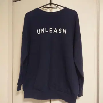 annakerry 안나케리 맨투맨