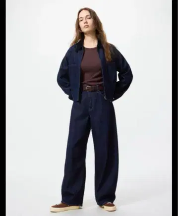 유니클로 배기 커브 청바지 23 [기장 짧음]