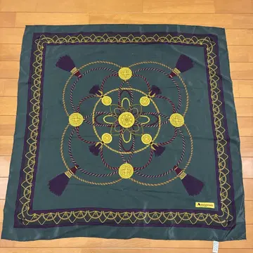 실크 스카프 그린 아쿠아 스큐텀 82cm